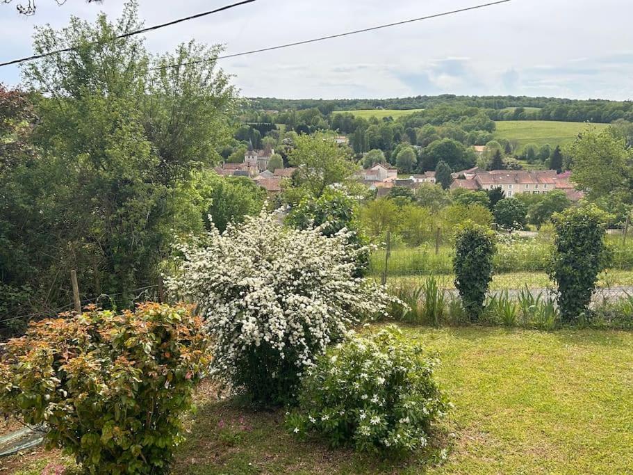 Maison Au Coeur Du Perigord Vert Javerlhac-et-la-Chapelle-Saint-Robert Εξωτερικό φωτογραφία