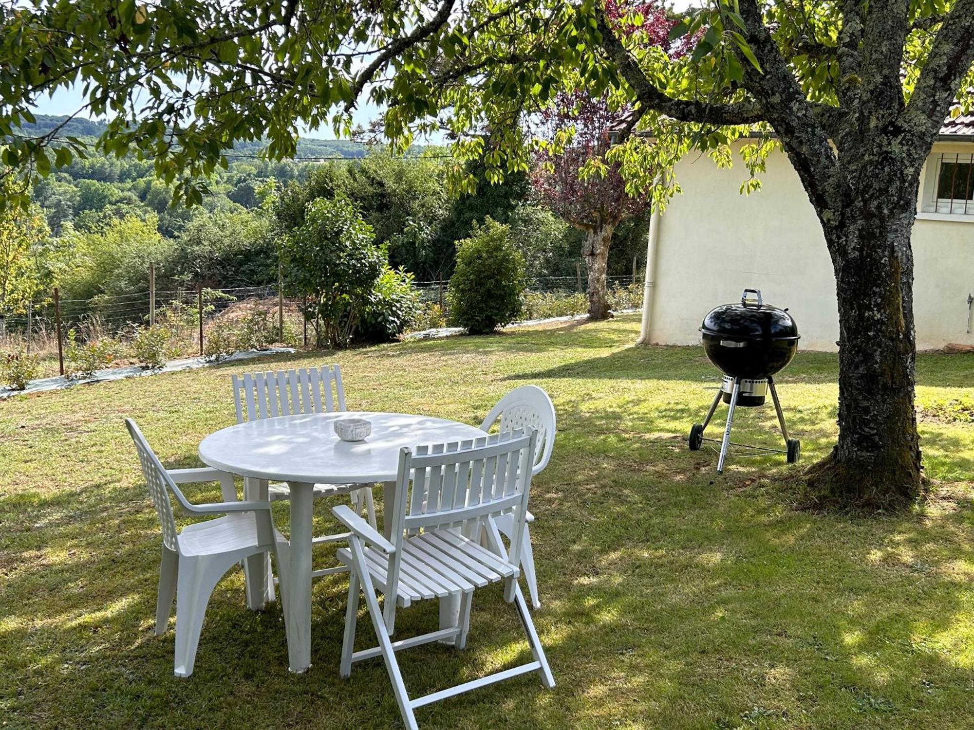 Maison Au Coeur Du Perigord Vert Javerlhac-et-la-Chapelle-Saint-Robert Εξωτερικό φωτογραφία